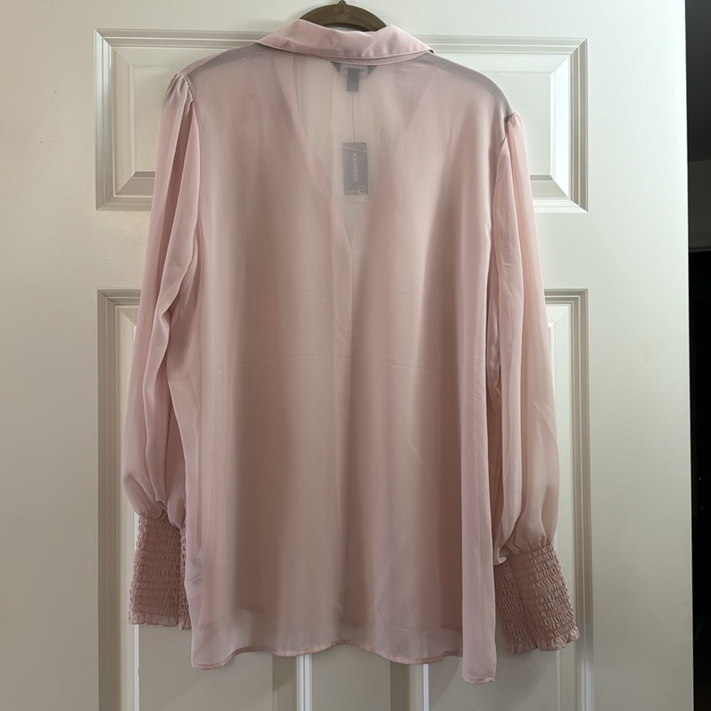 NWT Express Blush Pink Blouse - Size L - Picture 10 of 11
